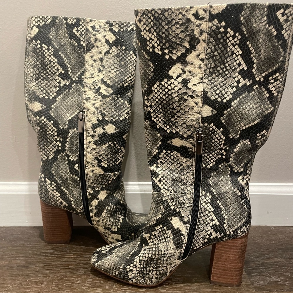 Vince Camuto Knee High Boots NEVER WORN